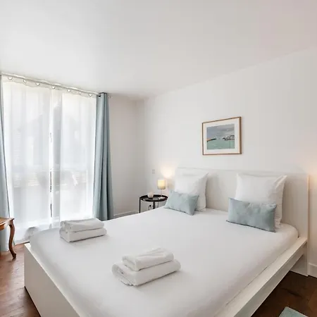 Hypolite 3 New- Flat For 4 - 80 Meters From The Port Of