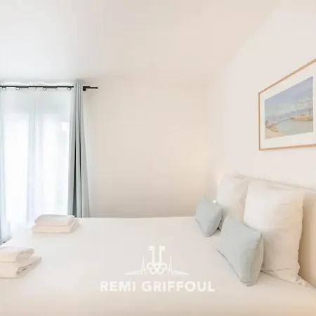 Hypolite 3 Beautiful Apartment 80 Meters From The Port Of Honfleur 4 * オンフルール